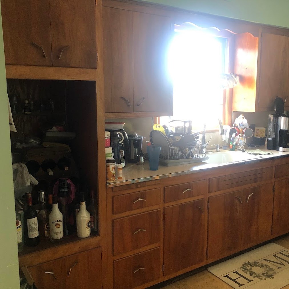 Kitchen Before Renovation